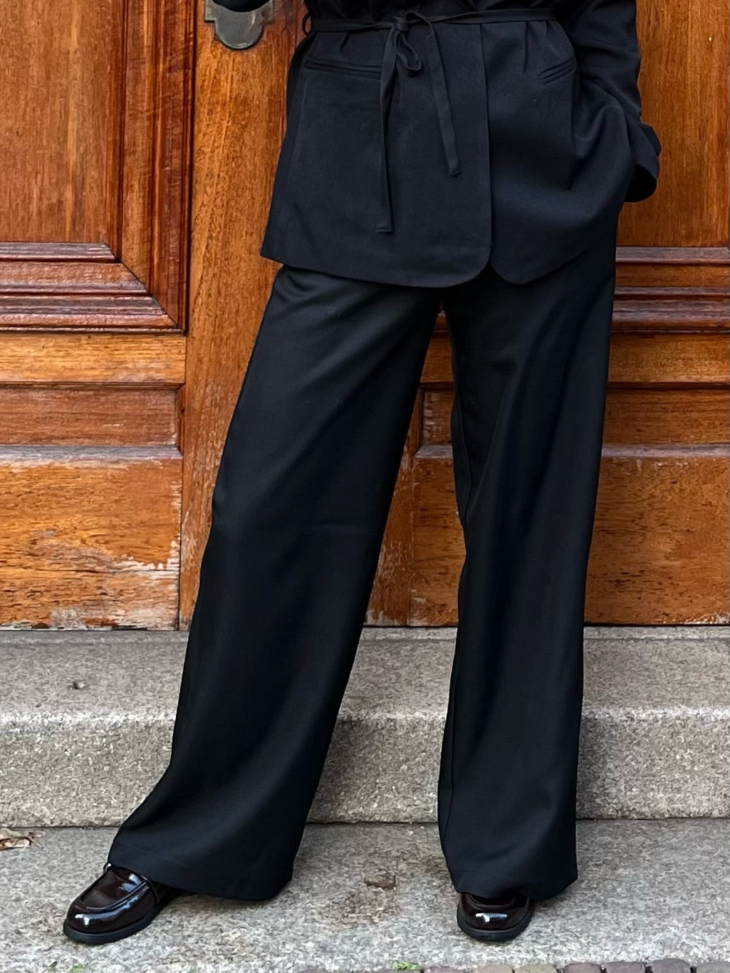 VIGURHA Tailored Trousers - Black